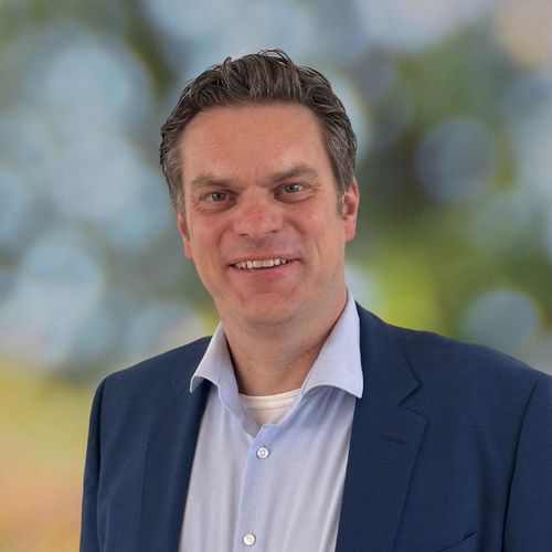 Portrait Schulleiter Philipp Kraft