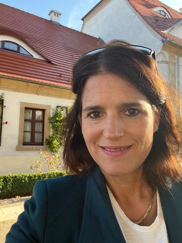 Portrait Schulleitung Nadine Schabert